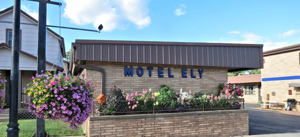 Motel Ely Esterno foto